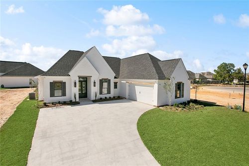 582 Night Heron Ln, Madisonville, LA, 70447 | Card Image