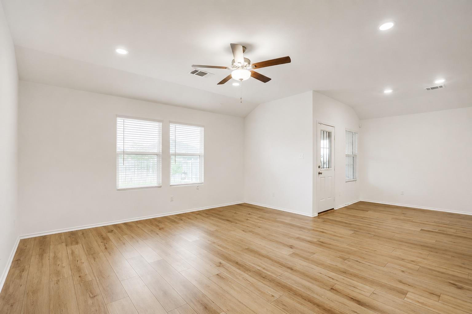 Residential Lease in Hutto 4