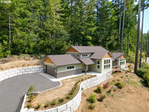 84619 East Lake Dr, Florence, OR, 97439 | Card Image