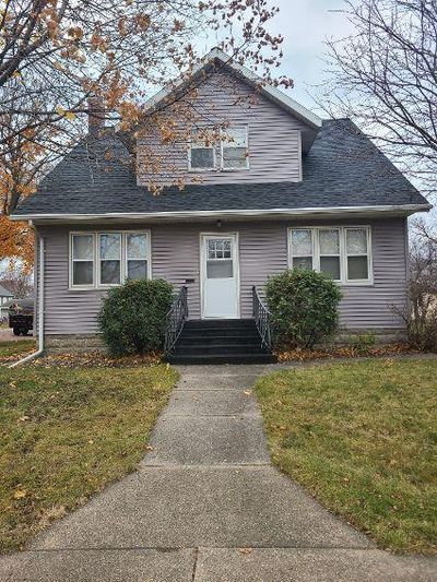 423 Marshall Avenue N, House other with 3 bedrooms, 1 bathrooms and null parking in Springfield MN | Image 2