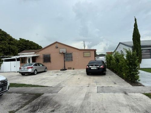 3-397 W 57th Street, Hialeah, FL, 33012 | Card Image