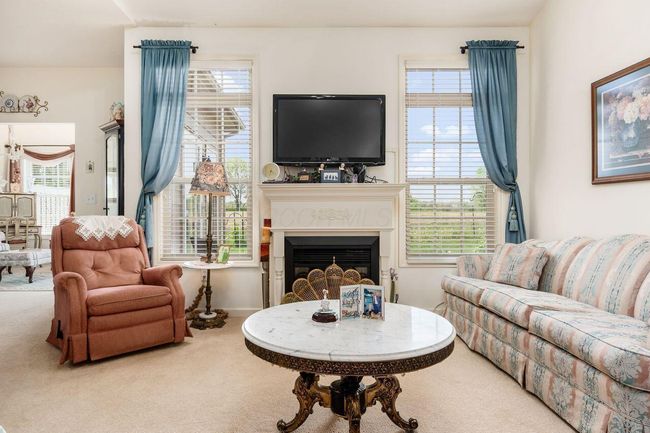 31 Claire Ct, Condo with 3 bedrooms, 2 bathrooms and null parking in Circleville OH | Image 6