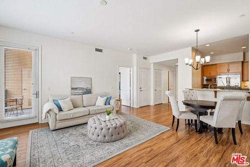 320-4050 Glencoe Ave, Marina del Rey, CA, 90292-5607 | Card Image