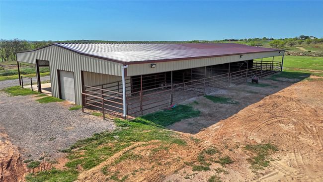 Six Stall horse barn with equipment apron | Image 20