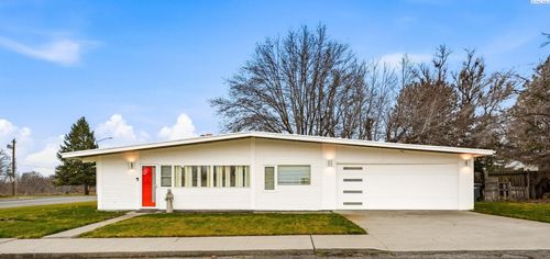 115 N Yelm St, Kennewick, WA, 99336-3017 | Card Image