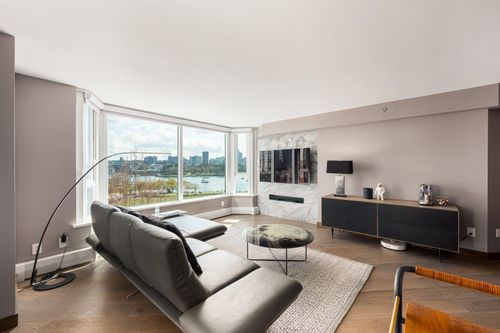 805-388 Drake St, Vancouver, BC, V6B6A8 | Card Image