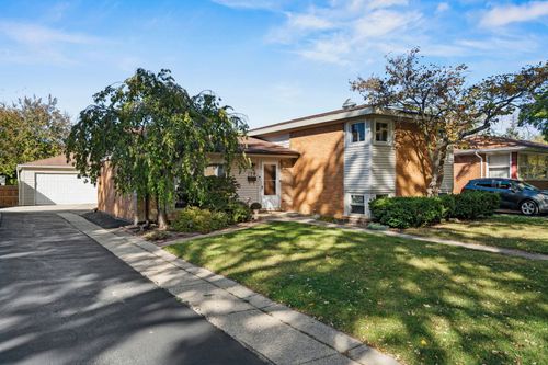 128 David Dr, Bensenville, IL, 60106-3412 | Card Image