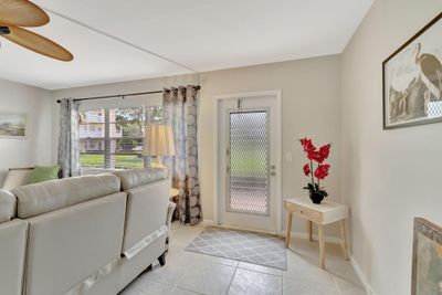 174 Dorset E, Condo with 1 bedrooms, 1 bathrooms and null parking in Boca Raton FL | Image 2