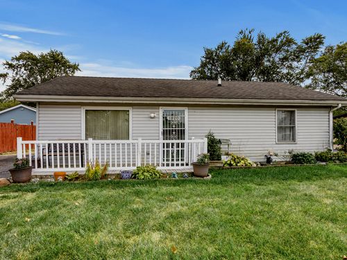 1820 Burry Circle Dr, Crest Hill, IL, 60403-2002 | Card Image