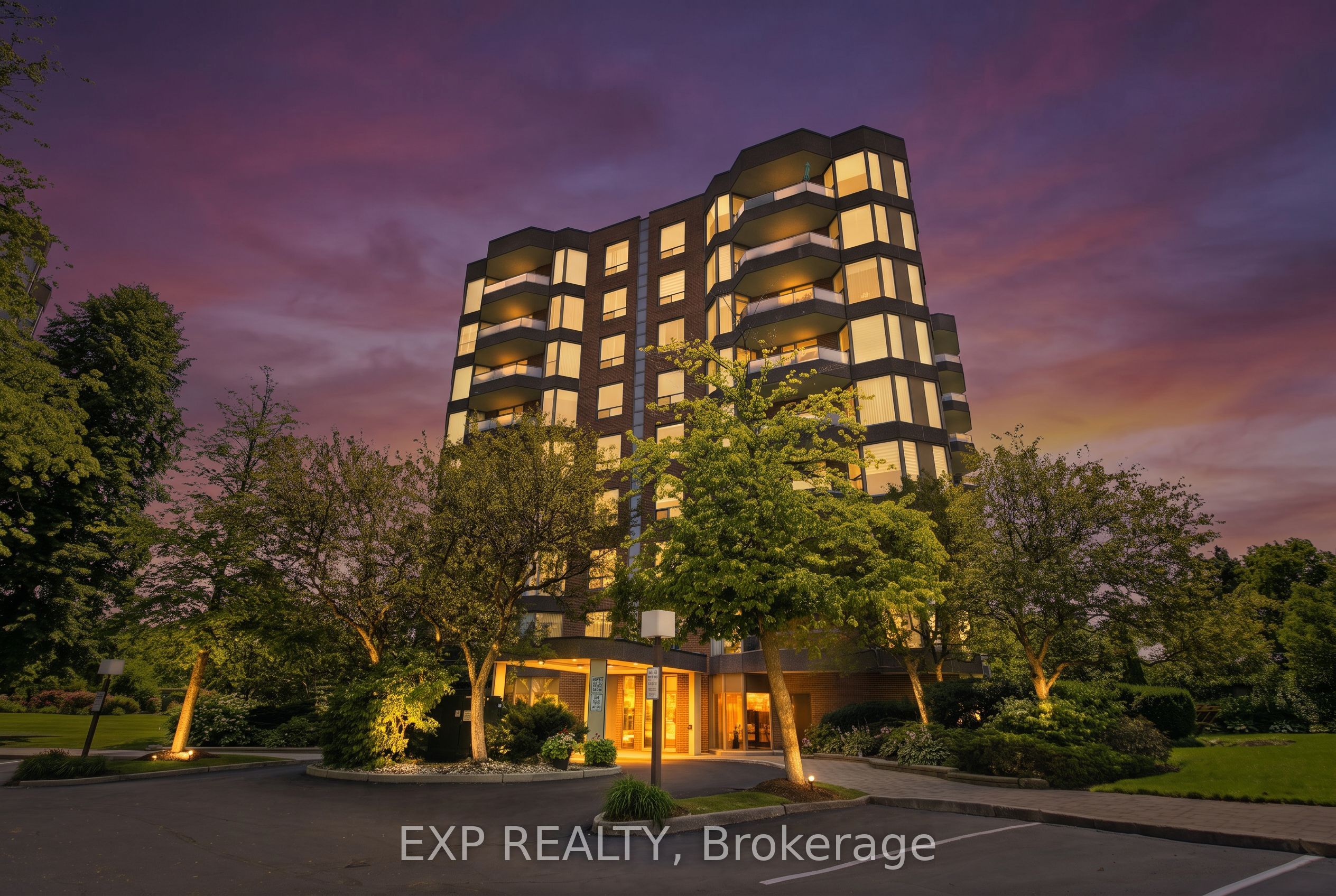 Residential in Oakville