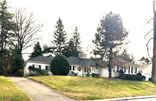 520 Scotland Rd, South Orange, NJ, 07079-3012 | Card Image