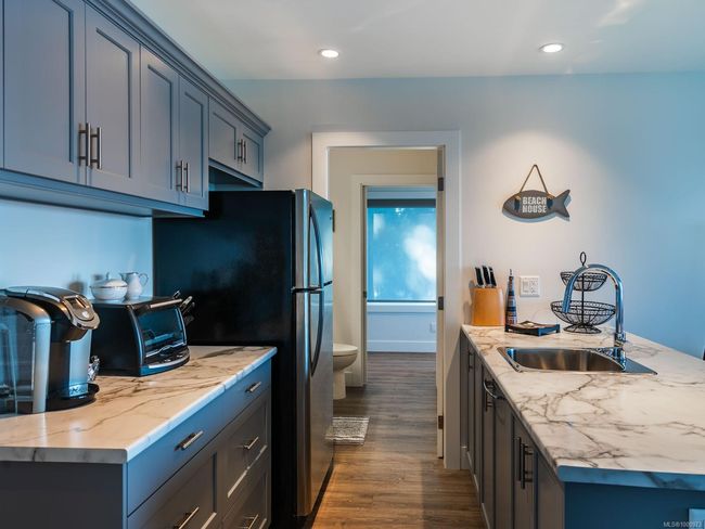 1380 Reef Rd, House other with 2 bedrooms, 4 bathrooms and 6 parking in Nanoose Bay BC | Image 27