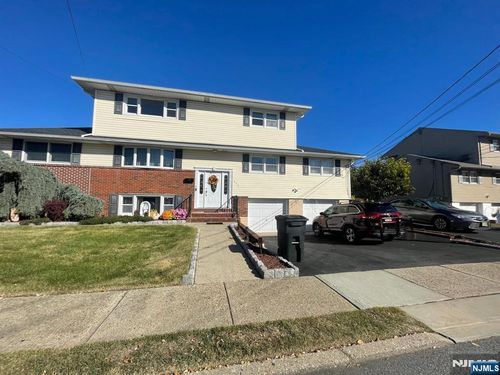 435 Taylor Ave, South Hackensack, NJ, 07606-1504 | Card Image