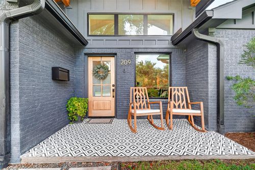 209 Woodard St, Houston, TX, 77009-1819 | Card Image