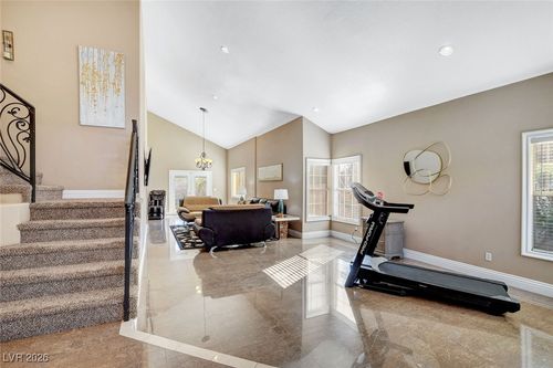 3376 Diego Bay Cir, Las Vegas, NV, 89117-1035 | Card Image