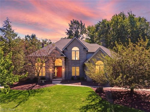 1418 Homestead Creek Dr, Broadview Heights, OH, 44147-2582 | Card Image