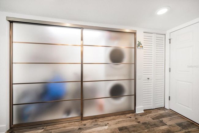 APT-504S - 1591 Gulf Blvd, Condo with 2 bedrooms, 2 bathrooms and null parking in CLEARWATER BEACH FL | Image 5