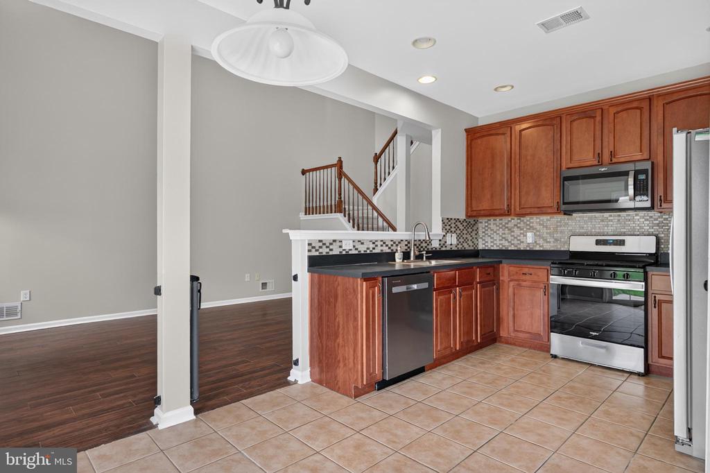 Residential in WOODBURY 5