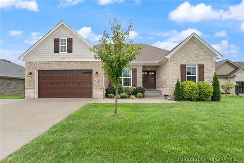 2404 Ridgewood Ct, Jeffersonville, IN, 47130-7578 | Card Image