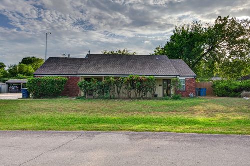5802 E 33rd Court, Tulsa, OK, 74135 | Card Image