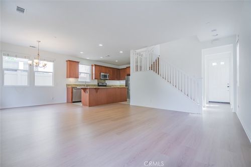 435 N Avo Ln, La Habra, CA, 90631-4502 | Card Image
