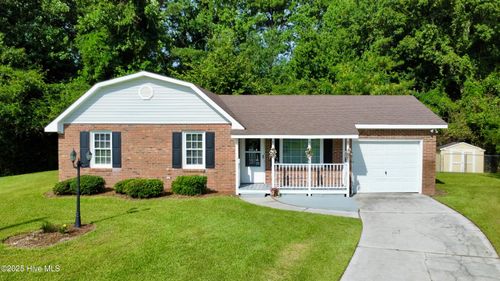 110 Kyle Dr, Jacksonville, NC, 28546-9154 | Card Image