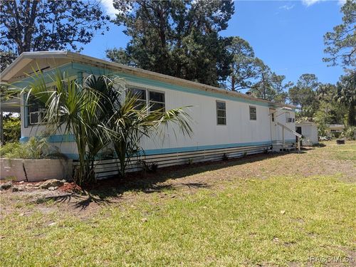 35 63rd St, Yankeetown, FL, 34498-2320 | Card Image