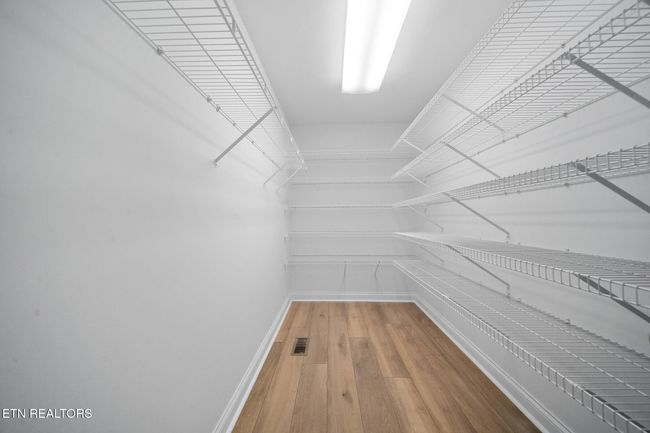 WALK-IN! | Image 11