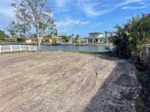 643 Normandy Rd, Madeira Beach, FL, 33708-2372 | Card Image