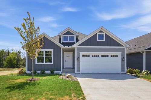 13745 102nd Ct N, Maple Grove, MN, 55369-7589 | Card Image