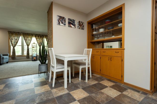 20 - Dining Room.jpg | Image 20