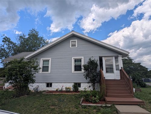 195 S 7th St, Conneaut Lake, PA, 16316-7245 | Card Image