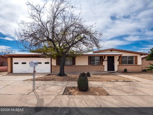 9614 E Burnett Street, Tucson, AZ, 85730 | Card Image