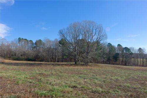 5 Earl Trl, Julian, NC, 27283 | Card Image
