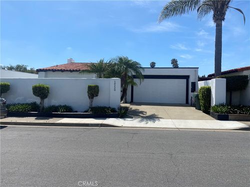 10220 El Monterey Ave, Fountain Valley, CA, 92708 | Card Image