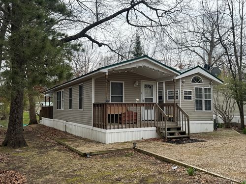 3-93 Woodhaven Dr E, Sublette, IL, 61367 | Card Image
