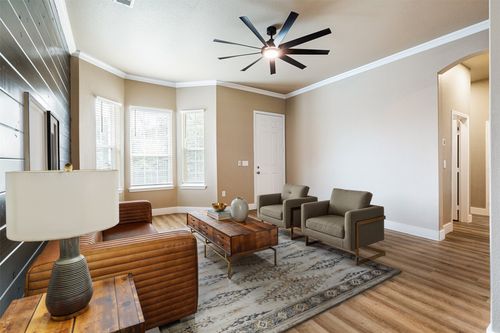 413 Henderson St, Bonham, TX, 75418-4735 | Card Image