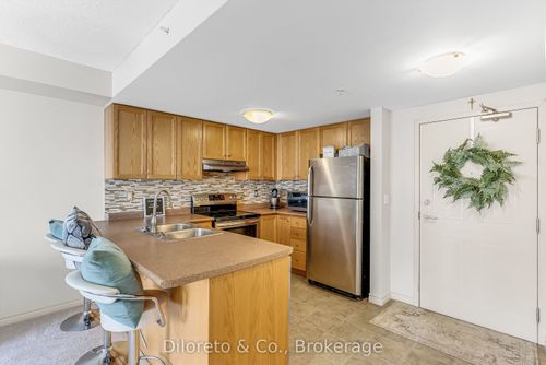 309-39 Goodwin Dr, Guelph, ON, N1L0E5 | Card Image