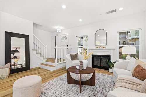 c-939 La Mesa Ter, Sunnyvale, CA, 94086 | Card Image