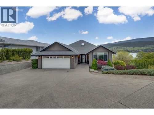 8119 Stoneridge Drive, Coldstream, BC, V1B2T8 | Card Image
