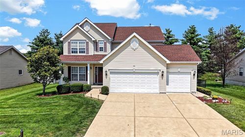 743 Springfield Dr, Wentzville, MO, 63385-8944 | Card Image