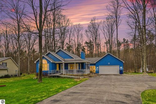 327 Eden St, Kingsley, MI, 49649-9289 | Card Image