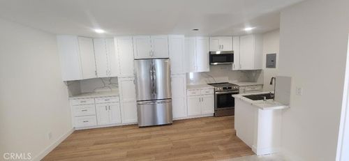 unit-p6-2511 W Sunflower Ave, Santa Ana, CA, 92704-7512 | Card Image