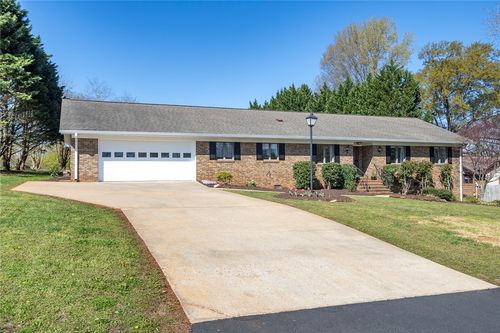 205 Frances Cannon Dr, Anderson, SC, 29621-2432 | Card Image