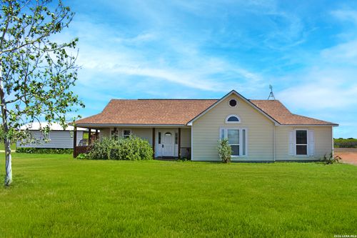 1163 County Road 323, Jourdanton, TX, 78026-5128 | Card Image