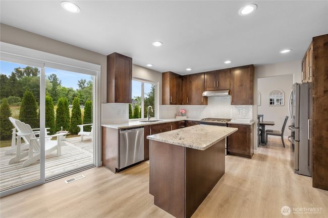 21206 9 Th Ave Se, House other with 4 bedrooms, 3 bathrooms and 3 parking in Bothell WA | Image 7