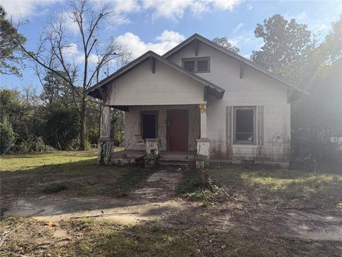 320 W Magnolia St, Fitzgerald, GA, 31750-2849 | Card Image