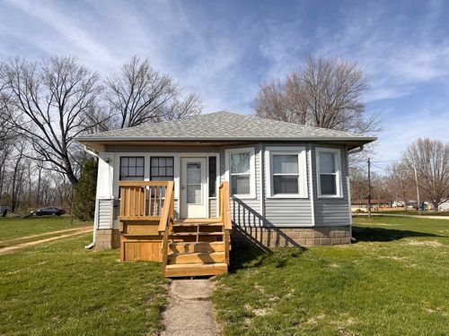 302 W Division St, AMBOY, IL, 61310-1008 | Card Image