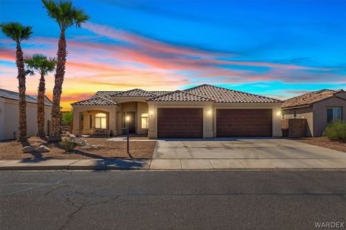 38 Cypress Point Dr N, Mohave Valley, AZ, 86440-8200 | Card Image