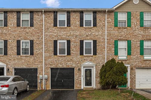 128 Sterling Ave, Claymont, DE, 19703-6000 | Card Image